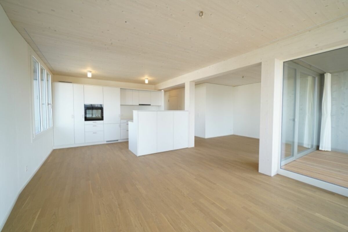 Lichtdurchflutete Maisonettewohnung mit grosszügigem Grundriss - 0
