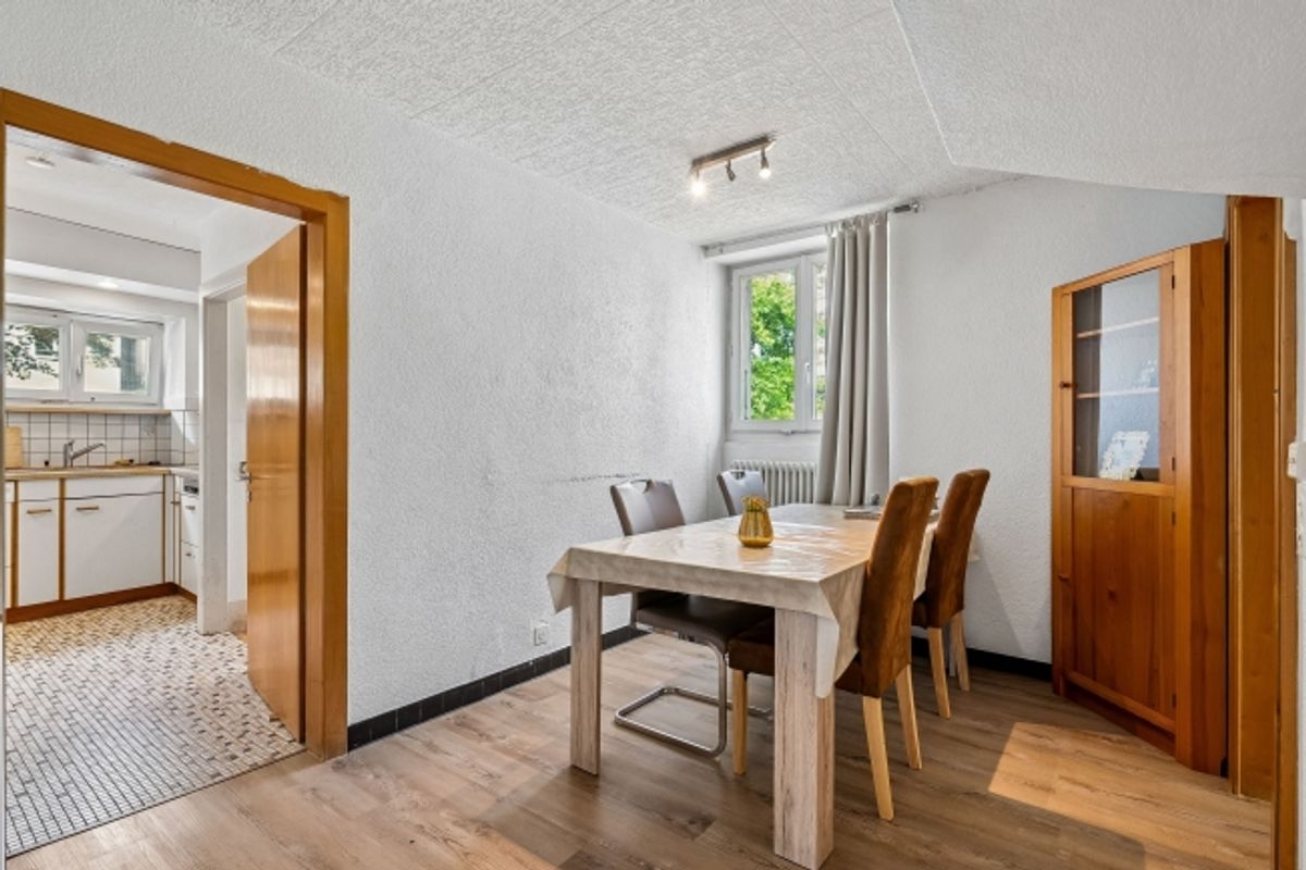 Zentrales Wohn- & Geschäftshaus mit Terrasse in Frick - 12