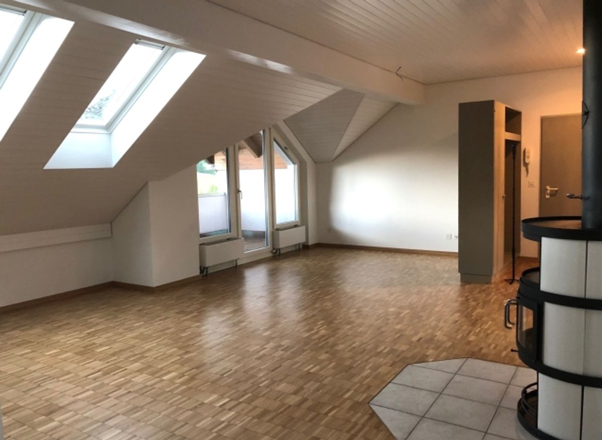 Charmante Dachwohnung sucht Sie! - 4