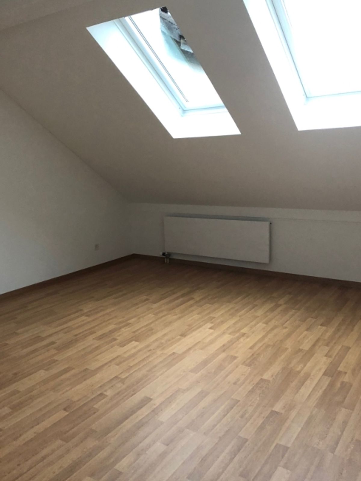 Charmante Dachwohnung sucht Sie! - 6