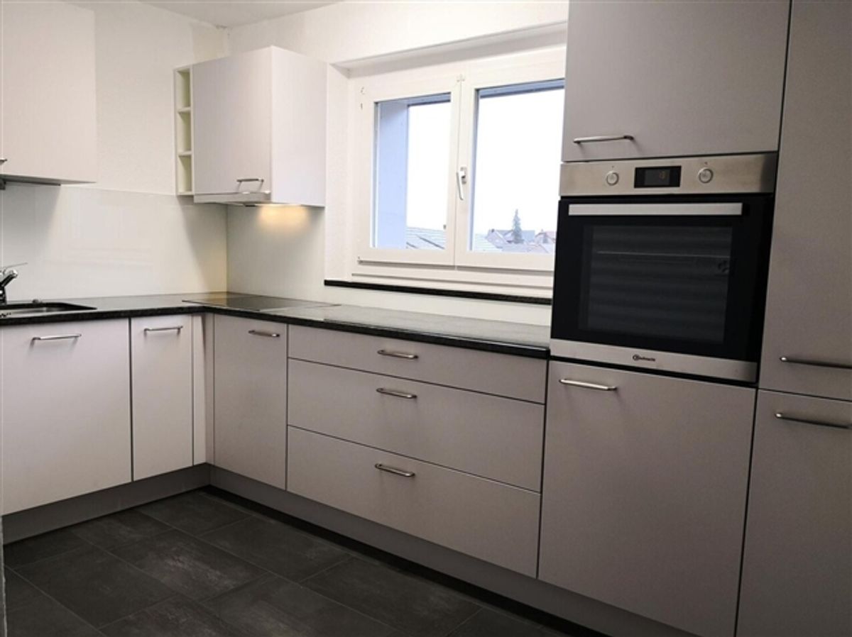 Attraktive 3.5 Zimmerwohnung mit Pool zur Mitbenutzung - 3