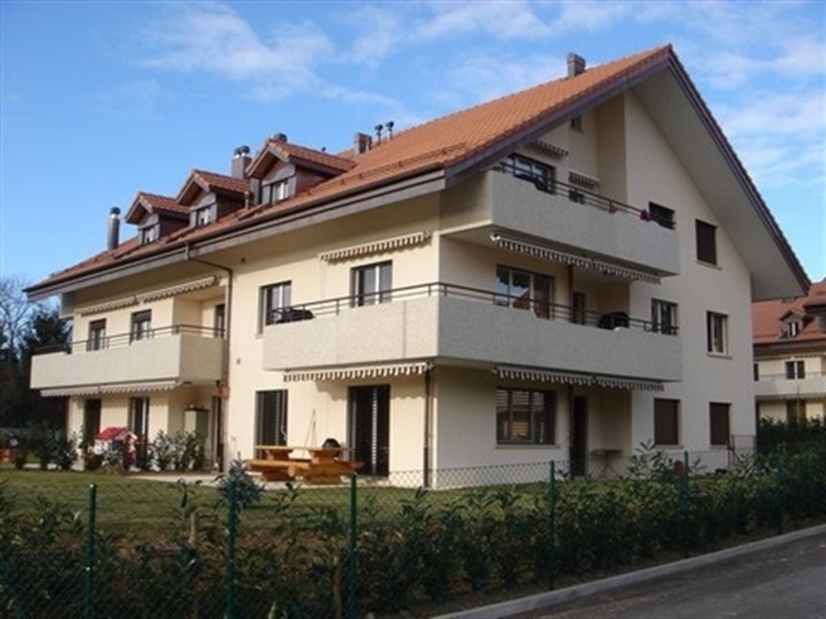 Eine atemberaubende 3,5-Zimmer-Wohnung zur Miete mit Garten in einem ruhigen Komplex. - 10