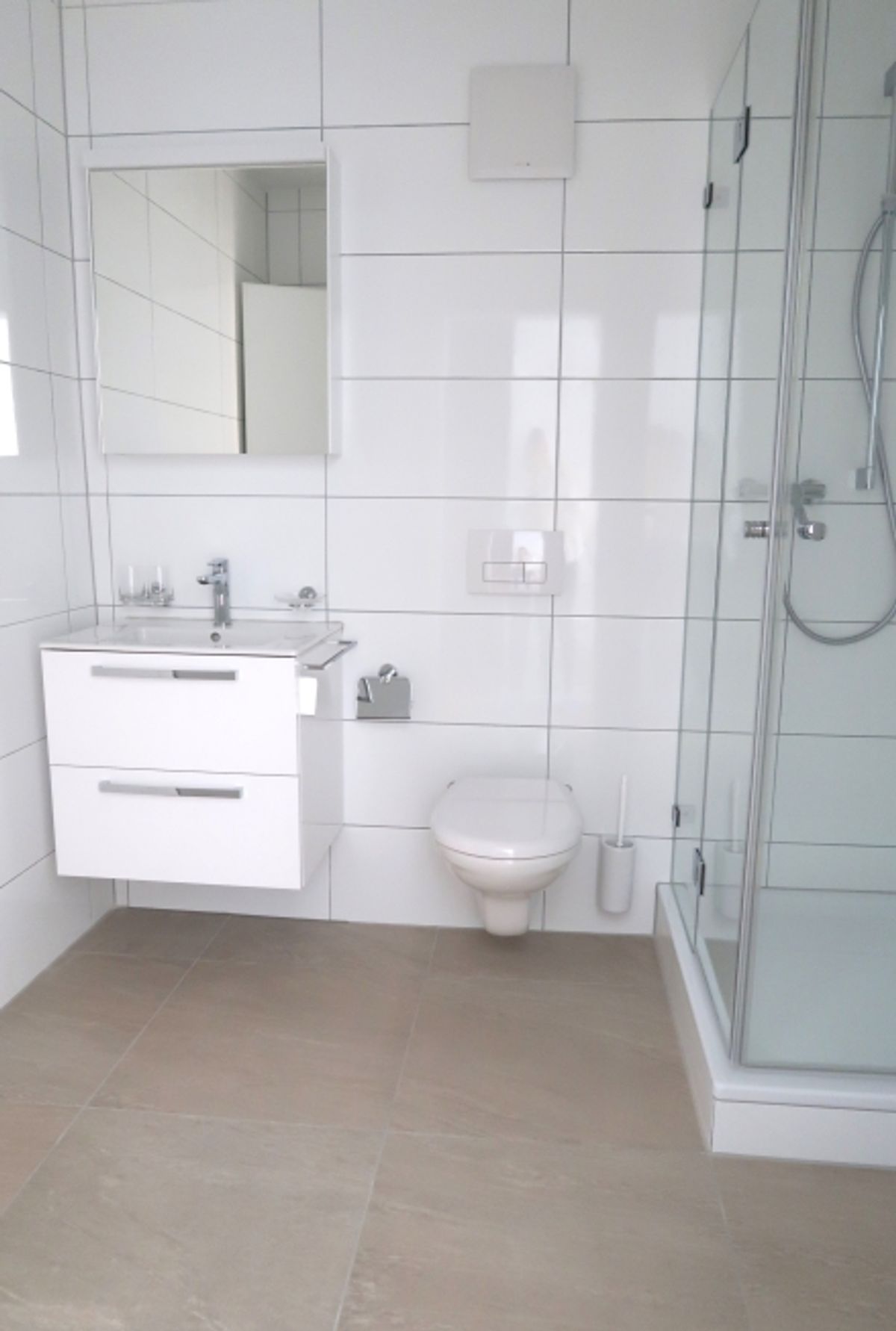 Singlewohnung sucht Sie. - 2