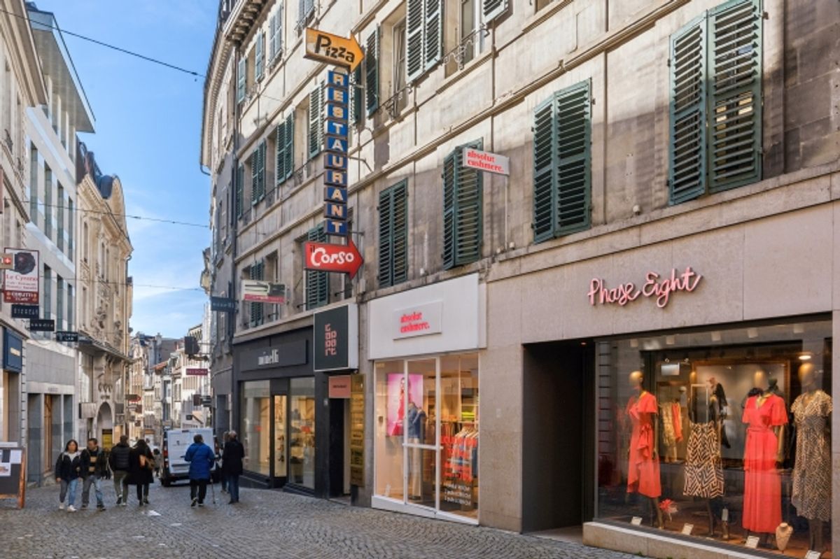 Belle arcade commerciale située en centre ville de Lausanne - 1