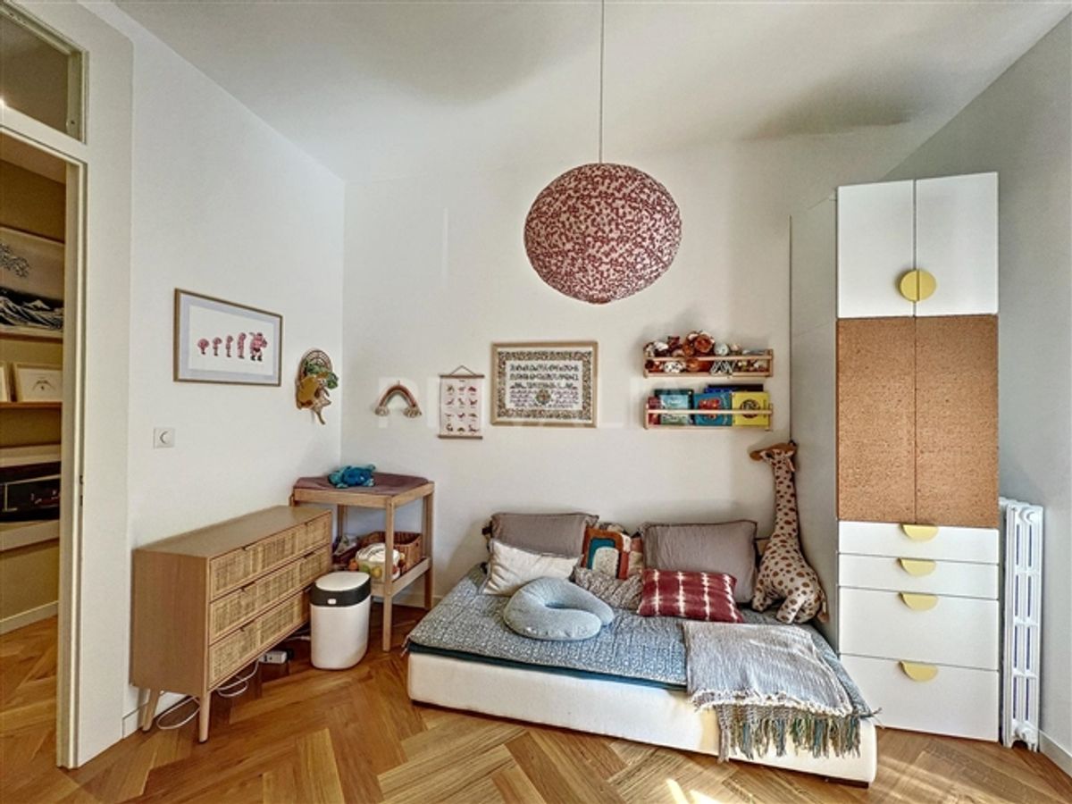 Prächtige Wohnung in der Nähe des Place des Augustins - 3