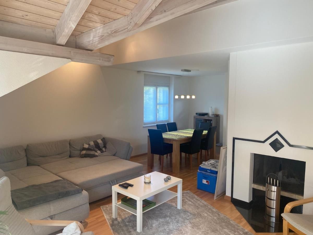 4.5 Zimmer Dachwohnung - 0