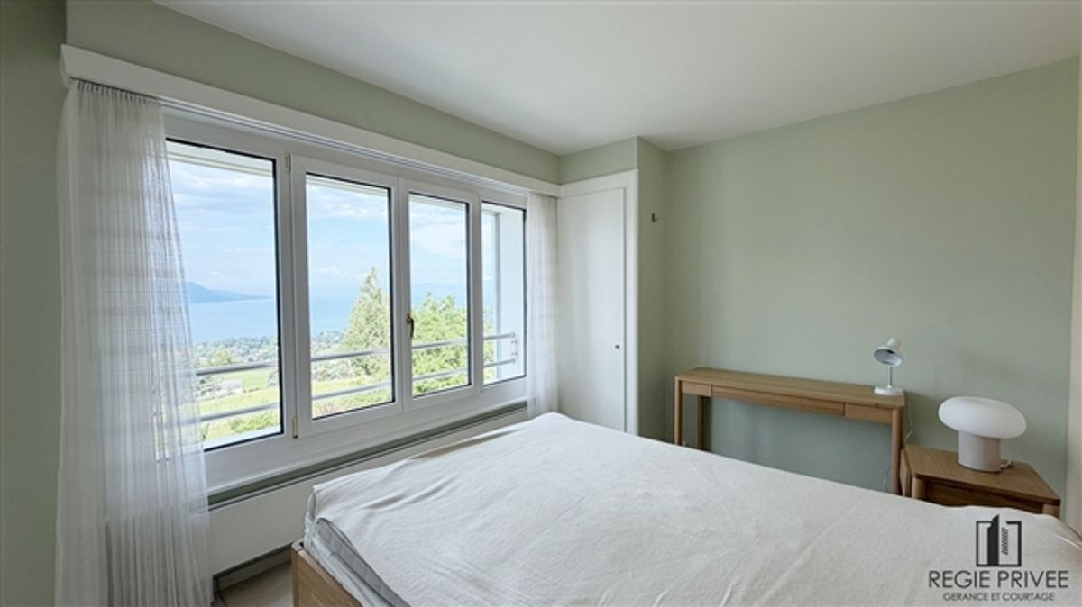 2.5-Zimmer-Wohnung möbliert mit Seeblick - 6
