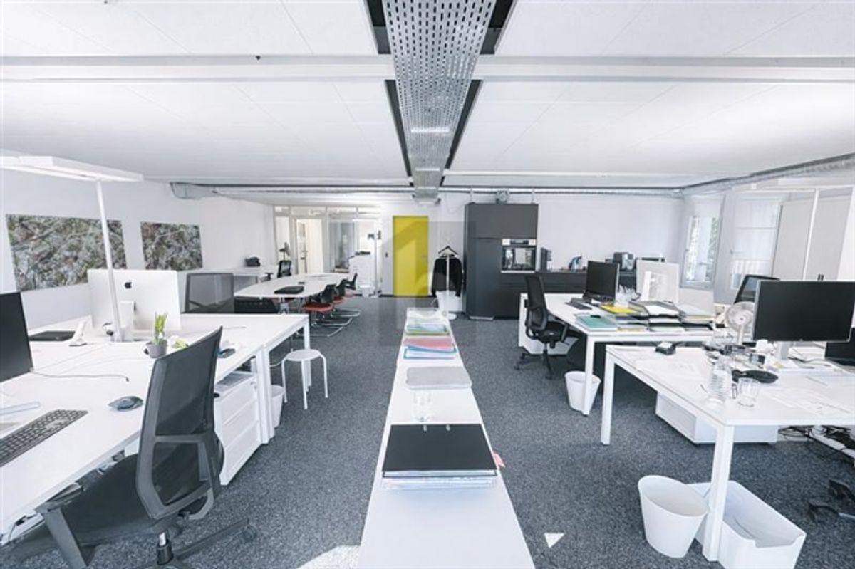 MODERN, HELL UND IDEAL GELEGEN - 3