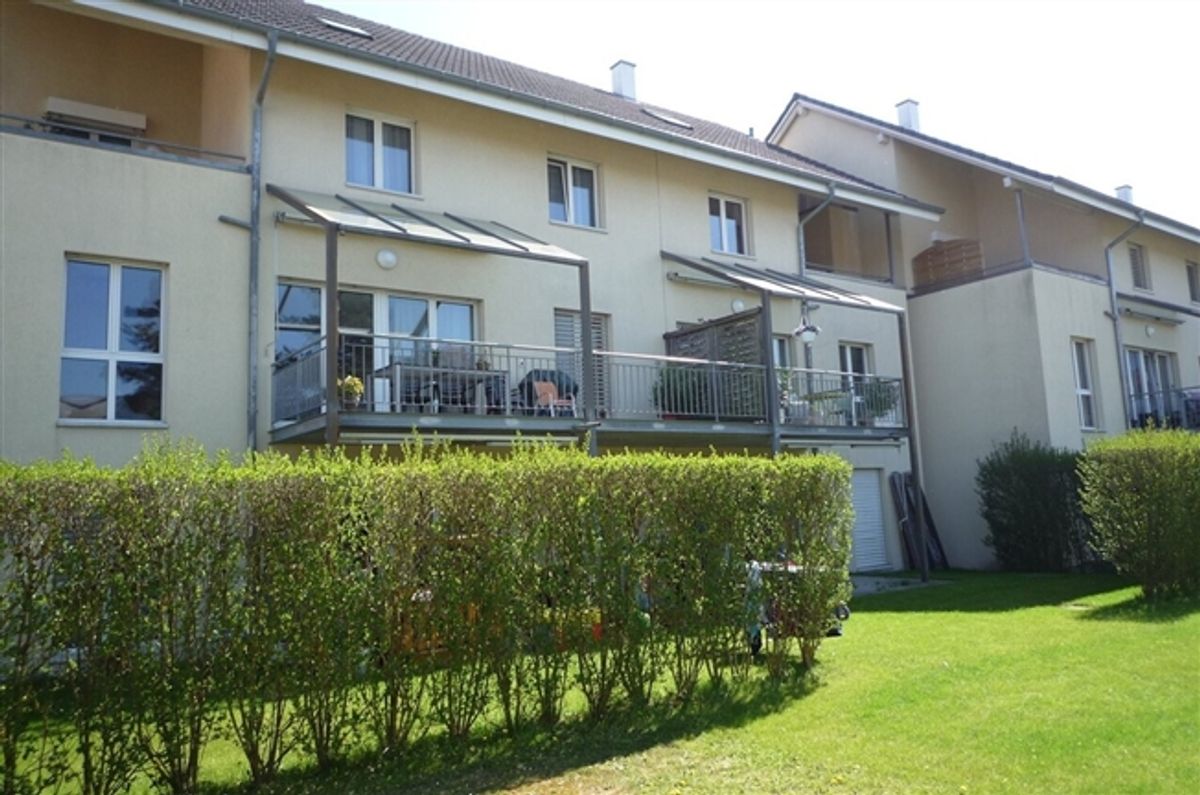 Charmante Erdgeschosswohnung mit gemütlichem Sitzplatz und Schwedenofe - 0