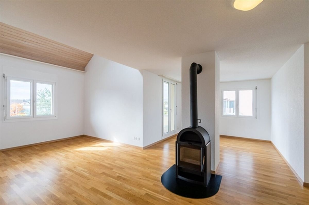 Charmante Erdgeschosswohnung mit gemütlichem Sitzplatz und Schwedenofe - 1