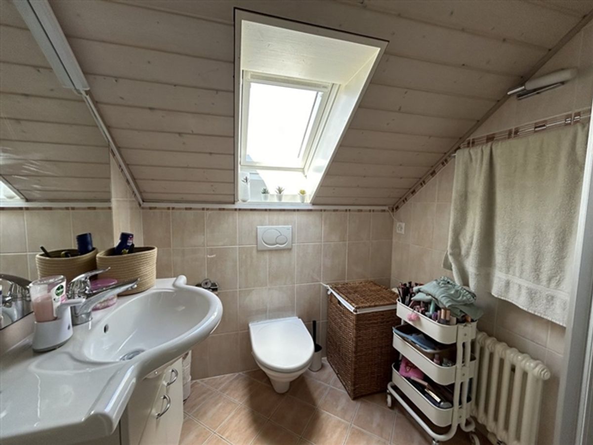 Zu vermieten Charming 2-Zimmer-Wohnung auf dem Dachboden in Échichens - 4