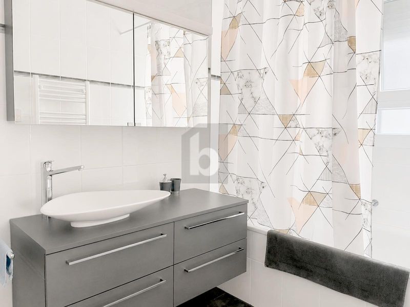 MODERNE, MEUBLÉ &amp; CENTRAL - 5