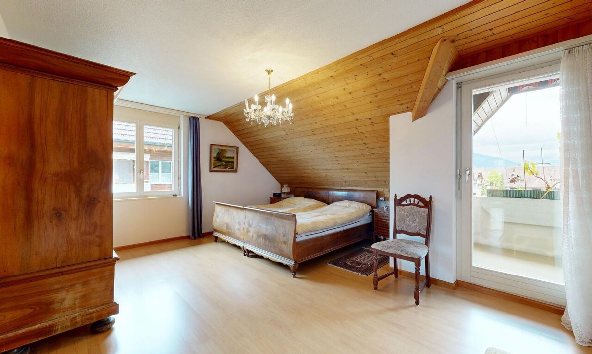 3.5 Zimmer Maisonette mit zusätzlicher Galerie, Balkonen und Weitsicht - 4