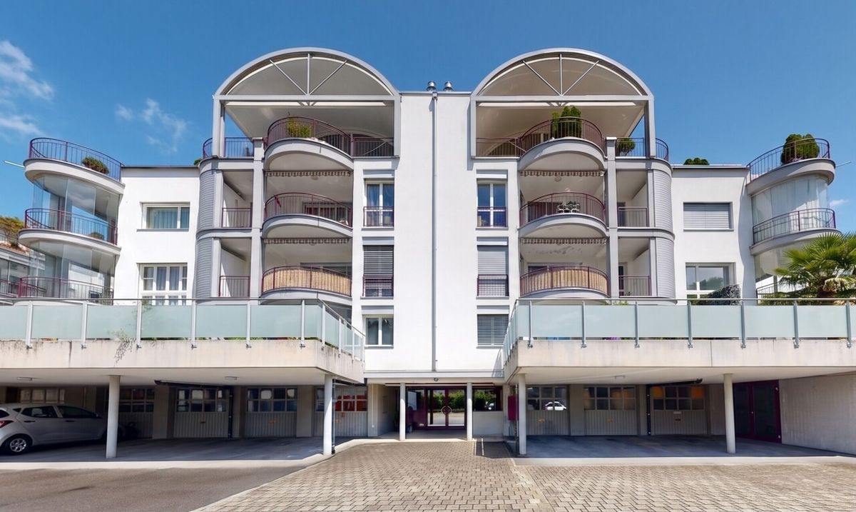 2.5-Zimmerwohnung mit Terrasse und viel Gestaltungspotenzial - 1