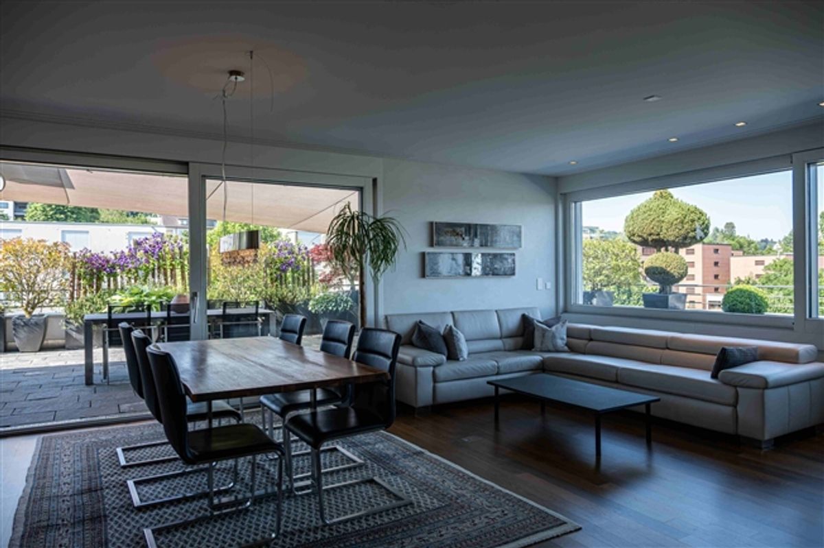 3.5-Zimmer-Attika-Feeling umlaufender Terrasse - 1