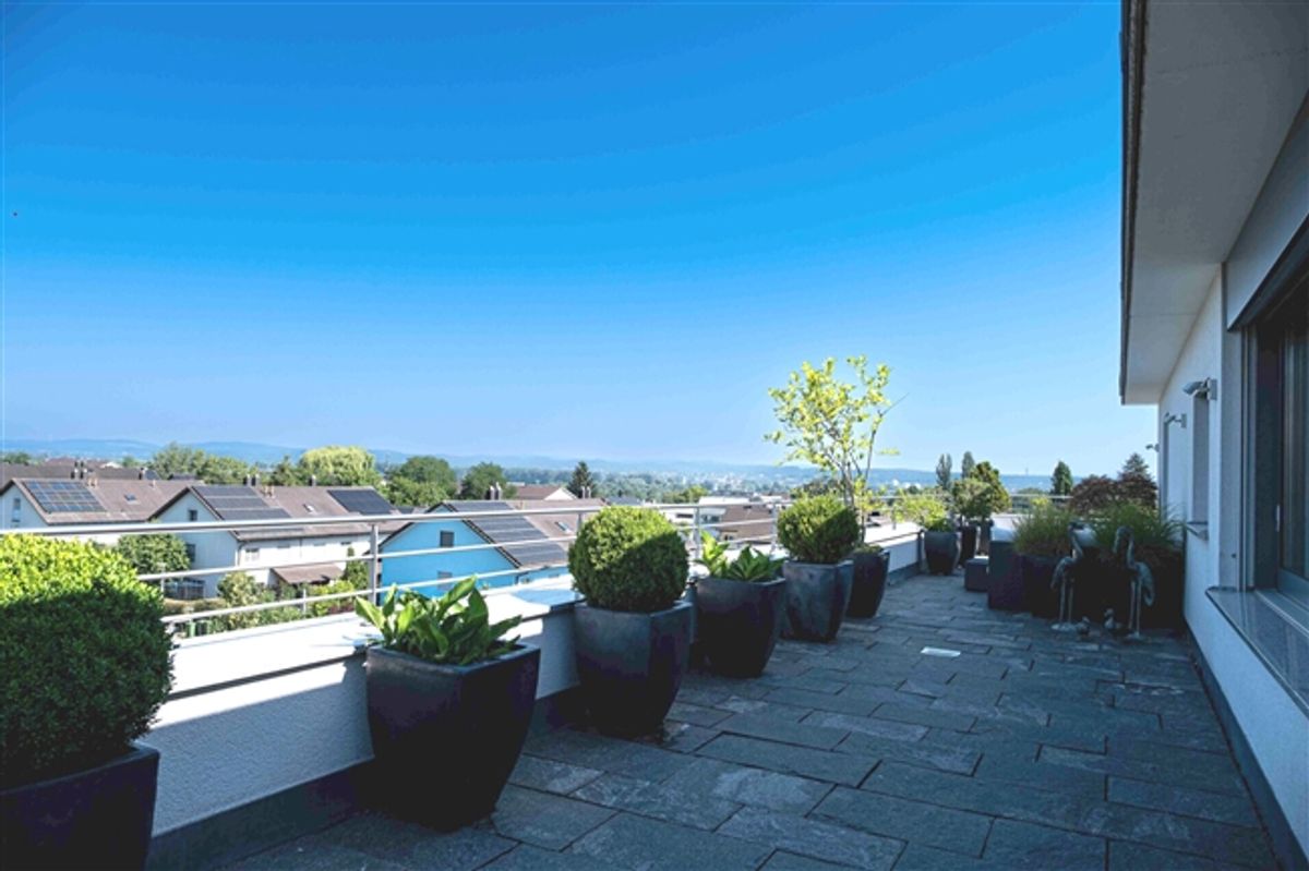 3.5-Zimmer-Attika-Feeling umlaufender Terrasse - 12