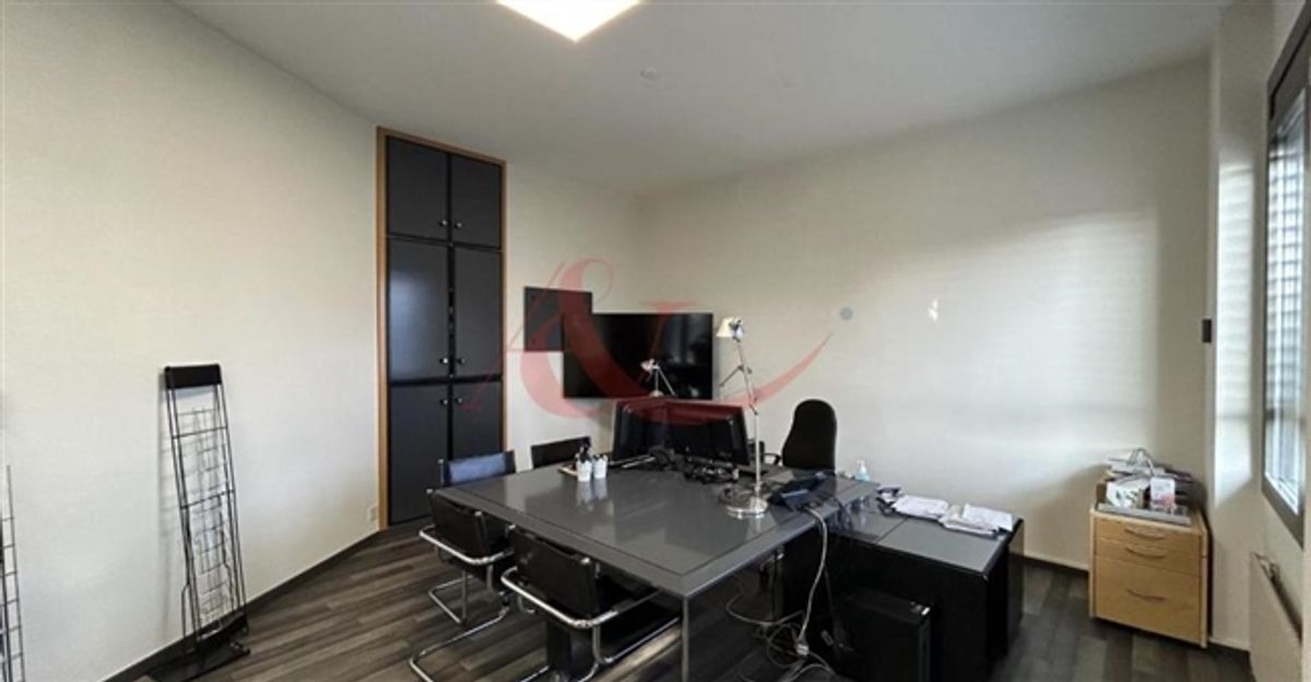 Bureau 1 pièce - 2
