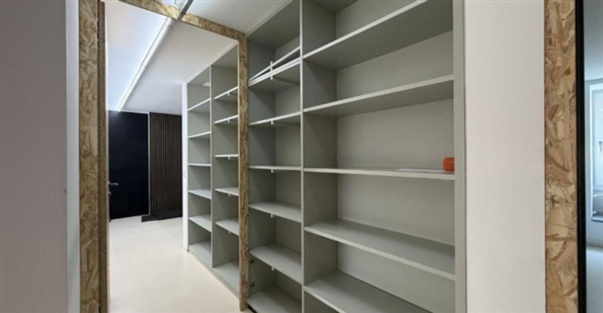 Bureau 6 pièces - 8