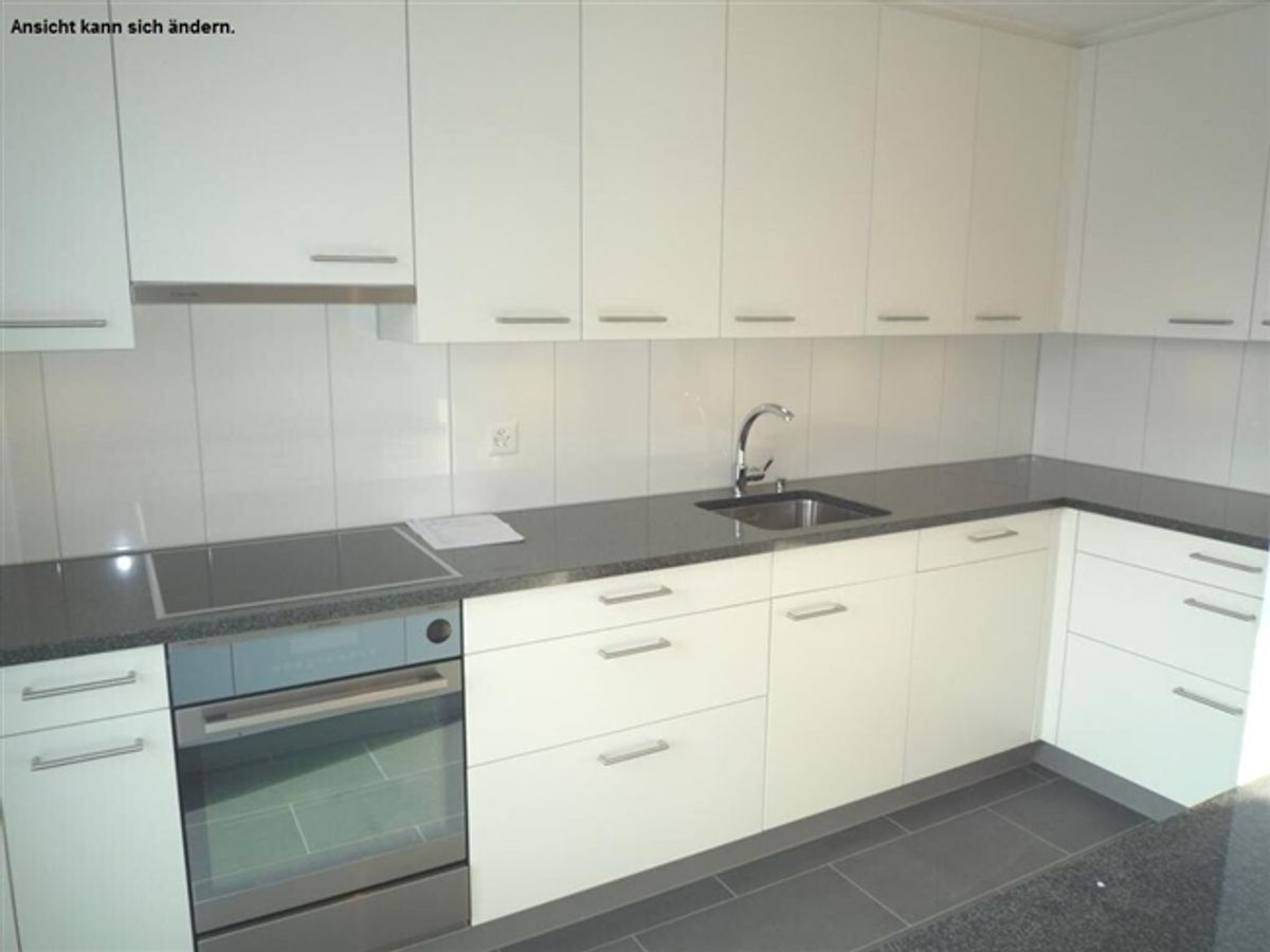 4.5-ZW à 94 m² im 2. OG mit ruhigem Balkon - 2