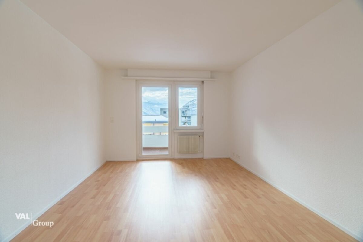 Lichtdurchflutete Wohnung mit Talsicht in familienfreundlichem Quartier - 9