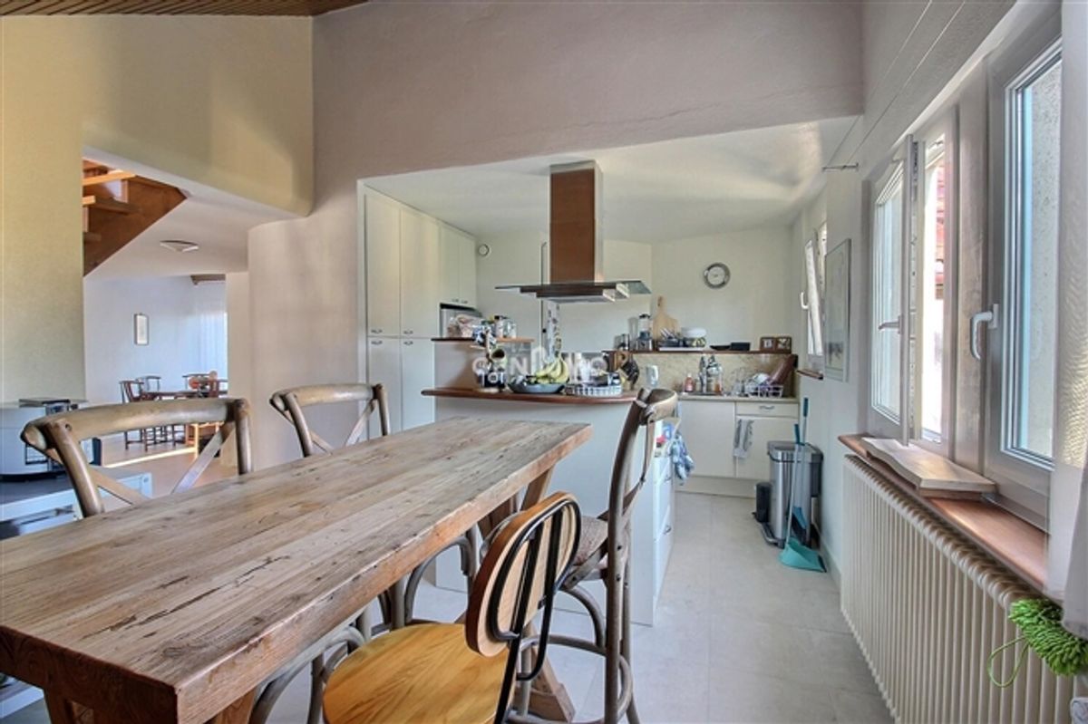 Helle 6.5 - Zimmer Maisonette-Wohnung - 0