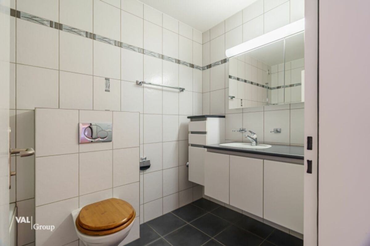 Lichtdurchflutete Wohnung mit Talsicht in familienfreundlichem Quartier - 12