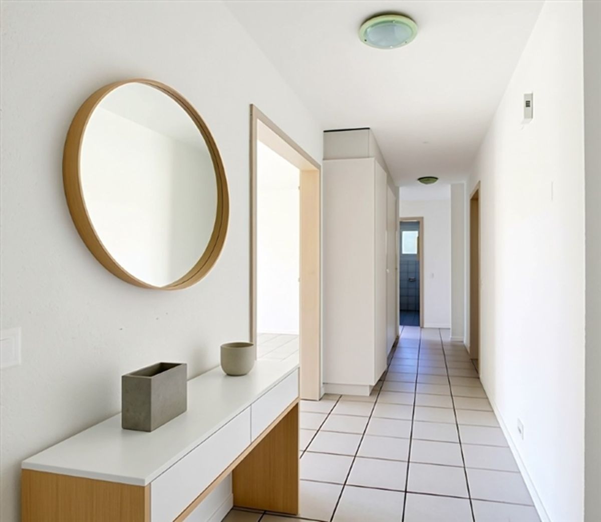 Geräumige und helle 4,5-Zimmer-Wohnung im 2. Stock zur Miete ab dem 1. September 2026 - 6