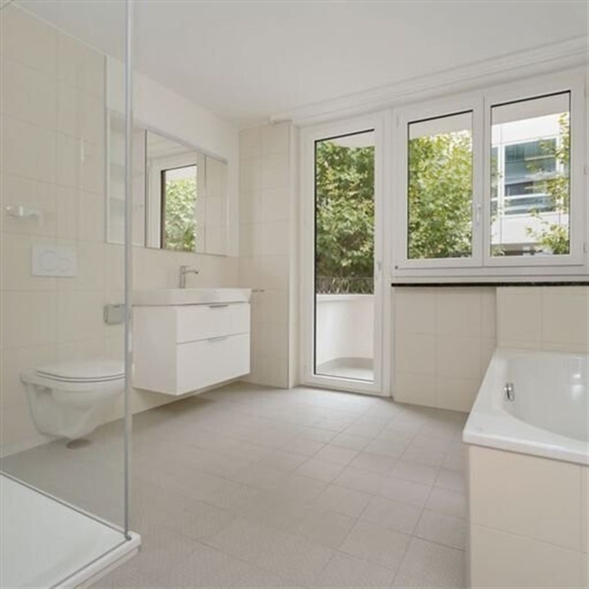 Sanierte 4.5-ZW mit Balkon und Terrasse im Zentrum von Biel - 8