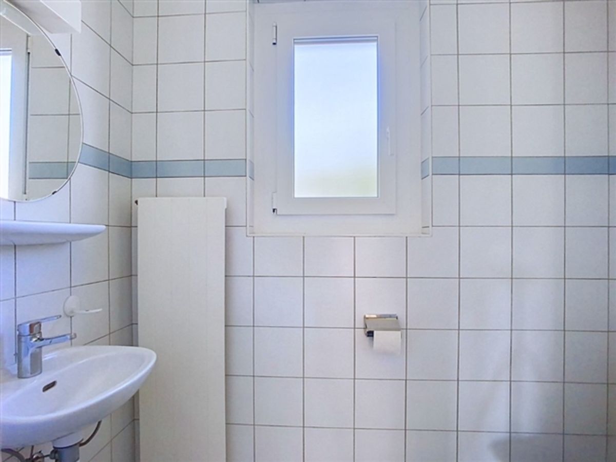 Geräumige und helle 4,5-Zimmer-Wohnung im 2. Stock zur Miete ab dem 1. September 2026 - 8