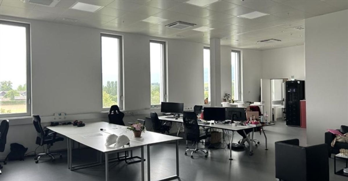 Bureau - 3