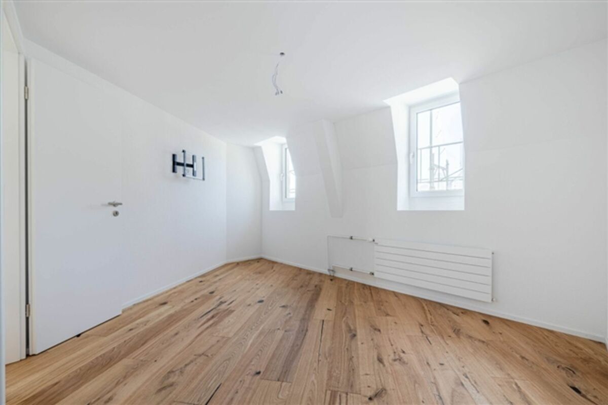 3.5-Zimmer Wohnung mit modernem Ausbaustandard und einzigartiger Dachterrasse - 5