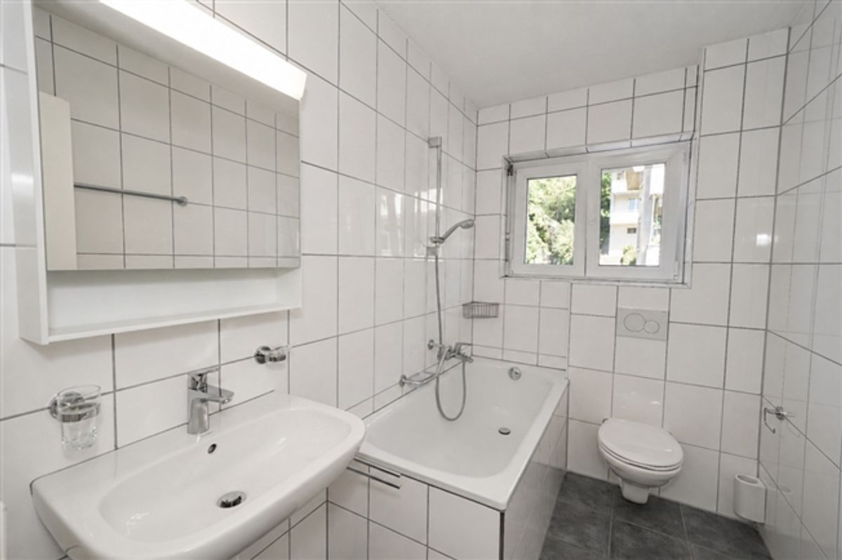 Helle 3.5-Zimmerwohnung mit sonnigem Balkon an ruhiger Wohnlage - 4