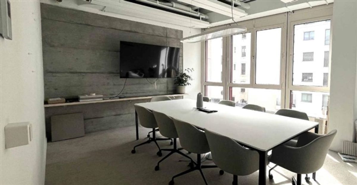 Bureau - 1