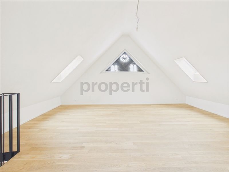 Aussergewöhnliche Maisonettewohnung mit architektonischem Highlight - 6