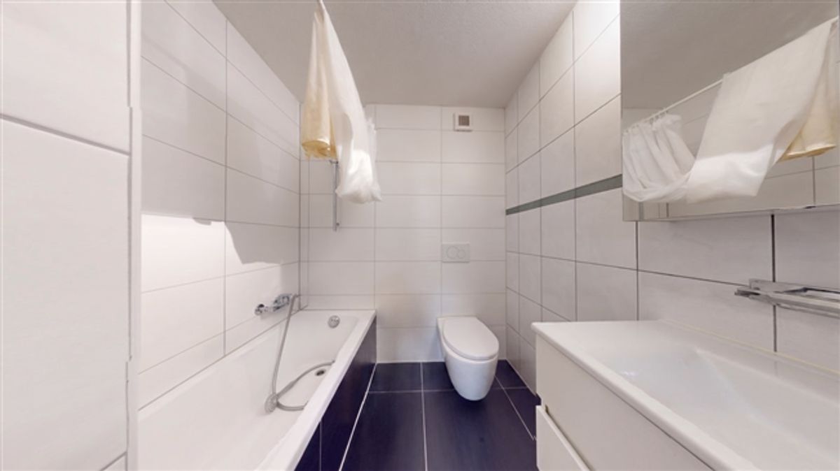 Zu vermieten sind 4,5 Zimmer mit Balkon zu vermieten - 9