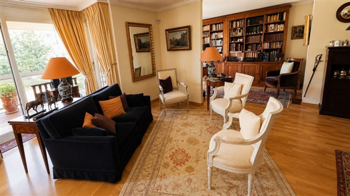 Wunderschönes 3,5-Zimmer-Attika-Apartment mit Terrasse, privater Dachterrasse und teilweisem Seeblick - Vor den Toren von Genf - 4