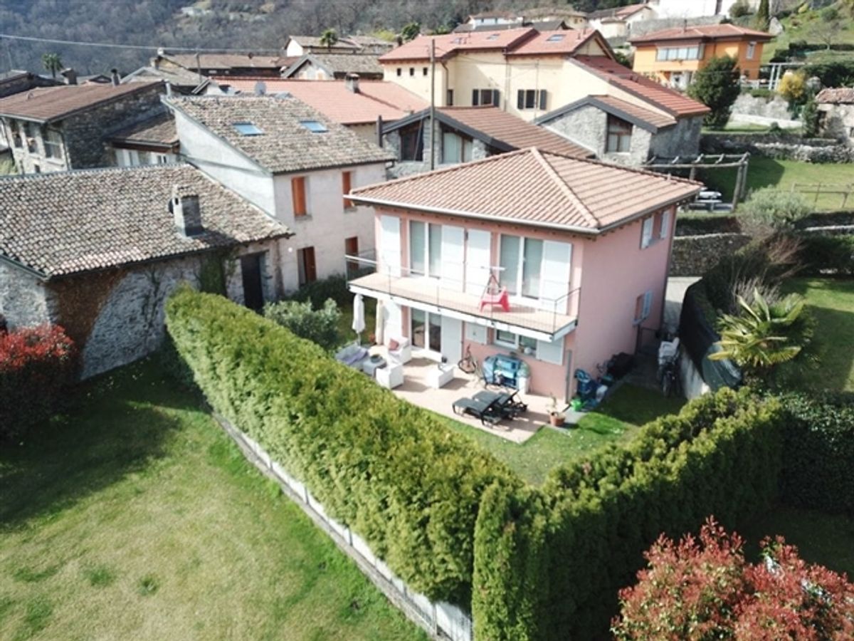Casa 5.5 locali del 2008 con giardino e terrazza a Sigirino - 0