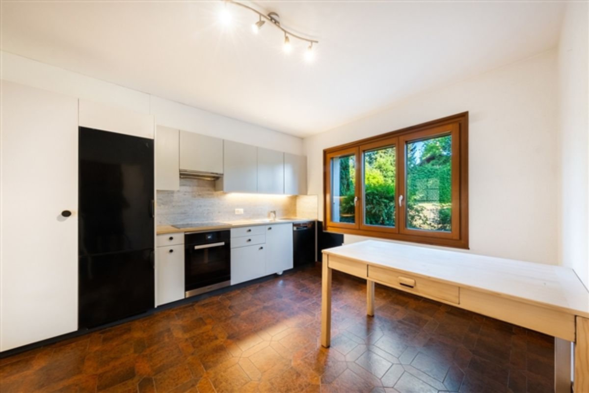 FAMILIENVILLA IN PIGNON MIT GARTEN IN GRÜNER UMGEBUNG - 10