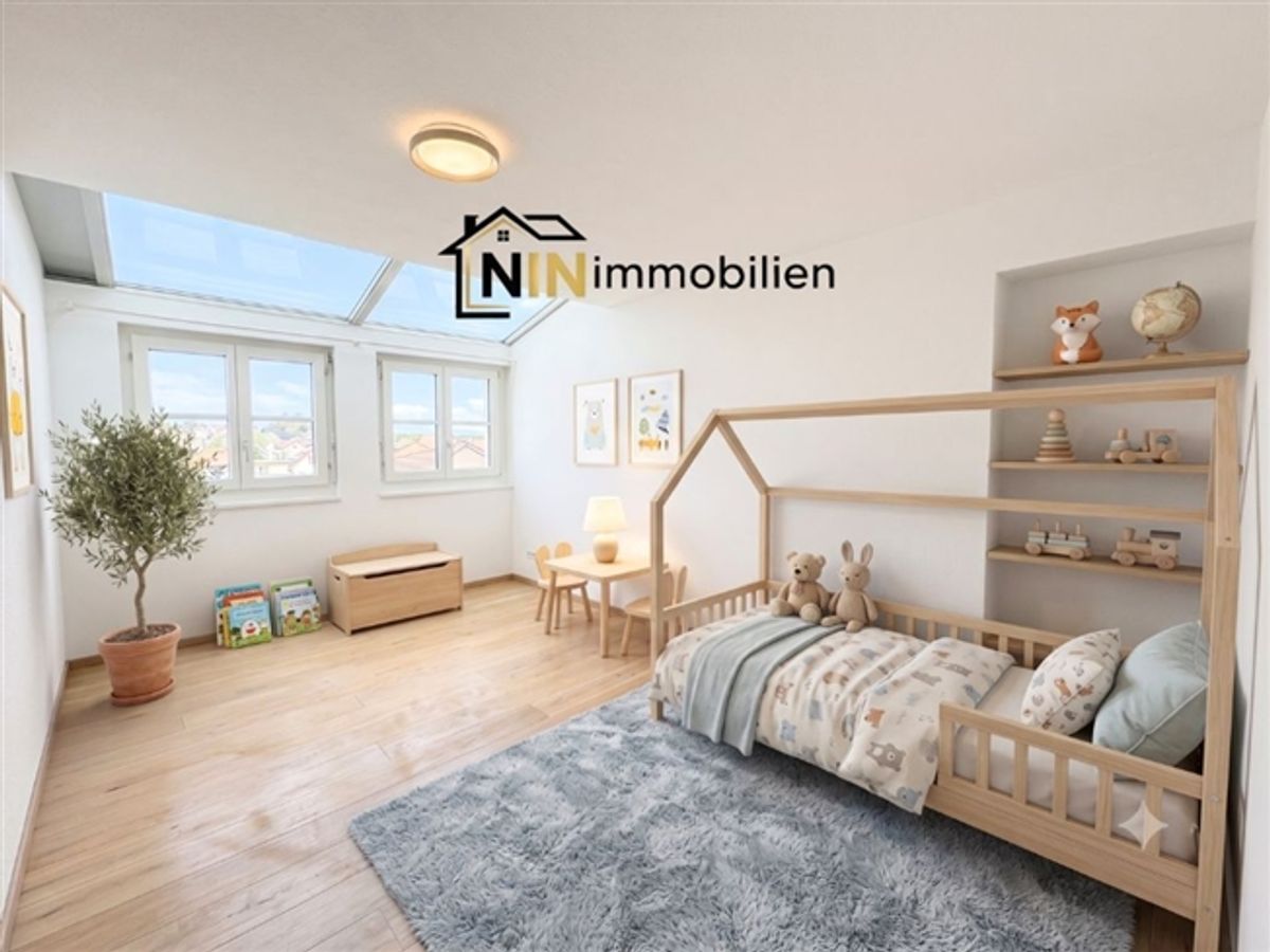 Zentral mit Lift und Balkon - 3