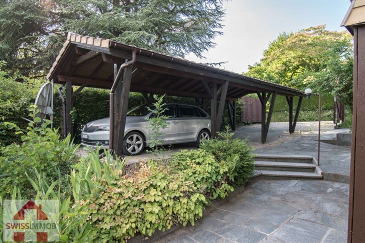 WUNDERSCHÖNE FREISTEHENDE VILLA MIT 6 ZIMMERN IN BLONAY - 9