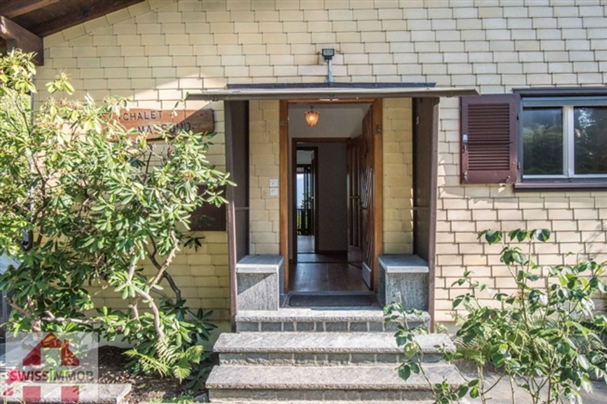 WUNDERSCHÖNE FREISTEHENDE VILLA MIT 6 ZIMMERN IN BLONAY - 11