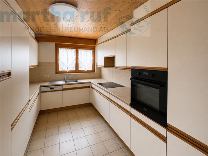 grosszügige 4.5-Zimmer-Wohnung im Erdgeschoss - 4