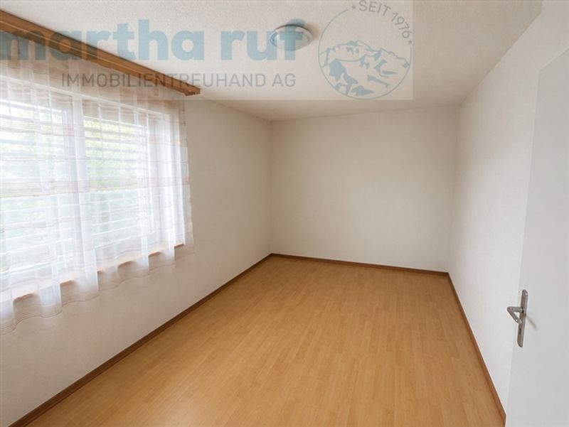 grosszügige 4.5-Zimmer-Wohnung im Erdgeschoss - 7