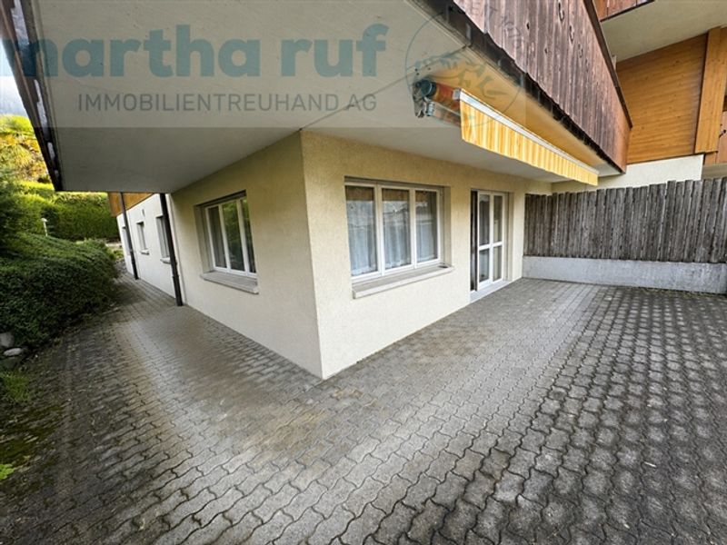 grosszügige 4.5-Zimmer-Wohnung im Erdgeschoss - 10