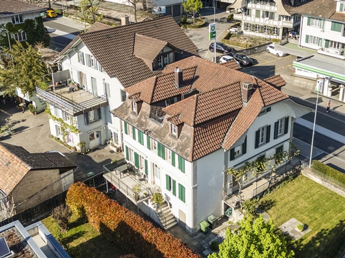 ATTRAKTIVES MEHRFAMILIENHAUS MIT HISTORISCHEM CHARAKTER - 8