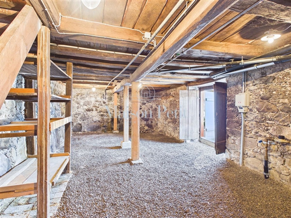Zwei Gebäude, ein Potential Wohnhaus fertig, Scheune frei für Rendite - 11