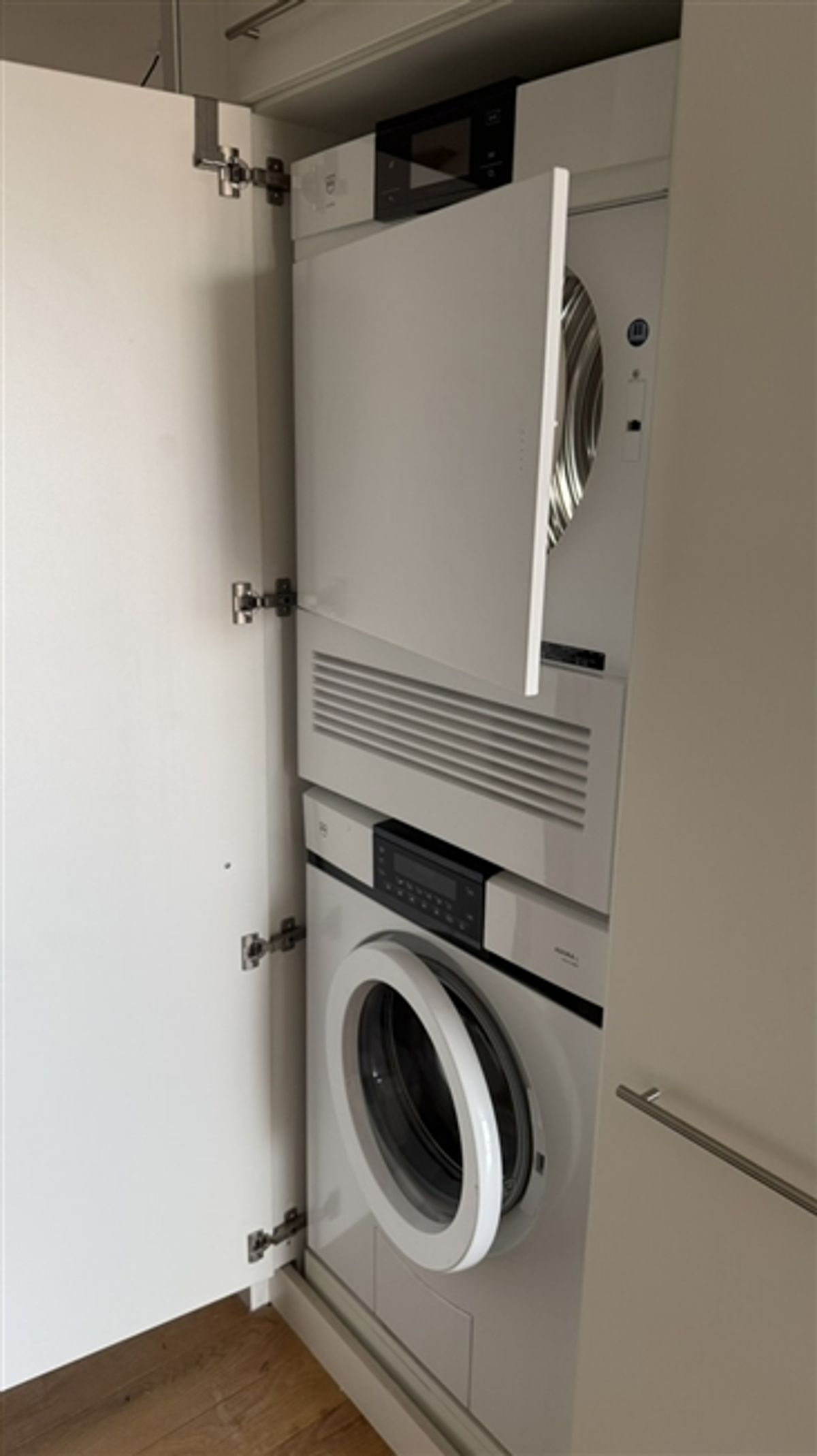 2½ ZIMMER-LOFT IN BASEL - ST. JOHANN, MÖBLIERT, TEMPORÄR - 6