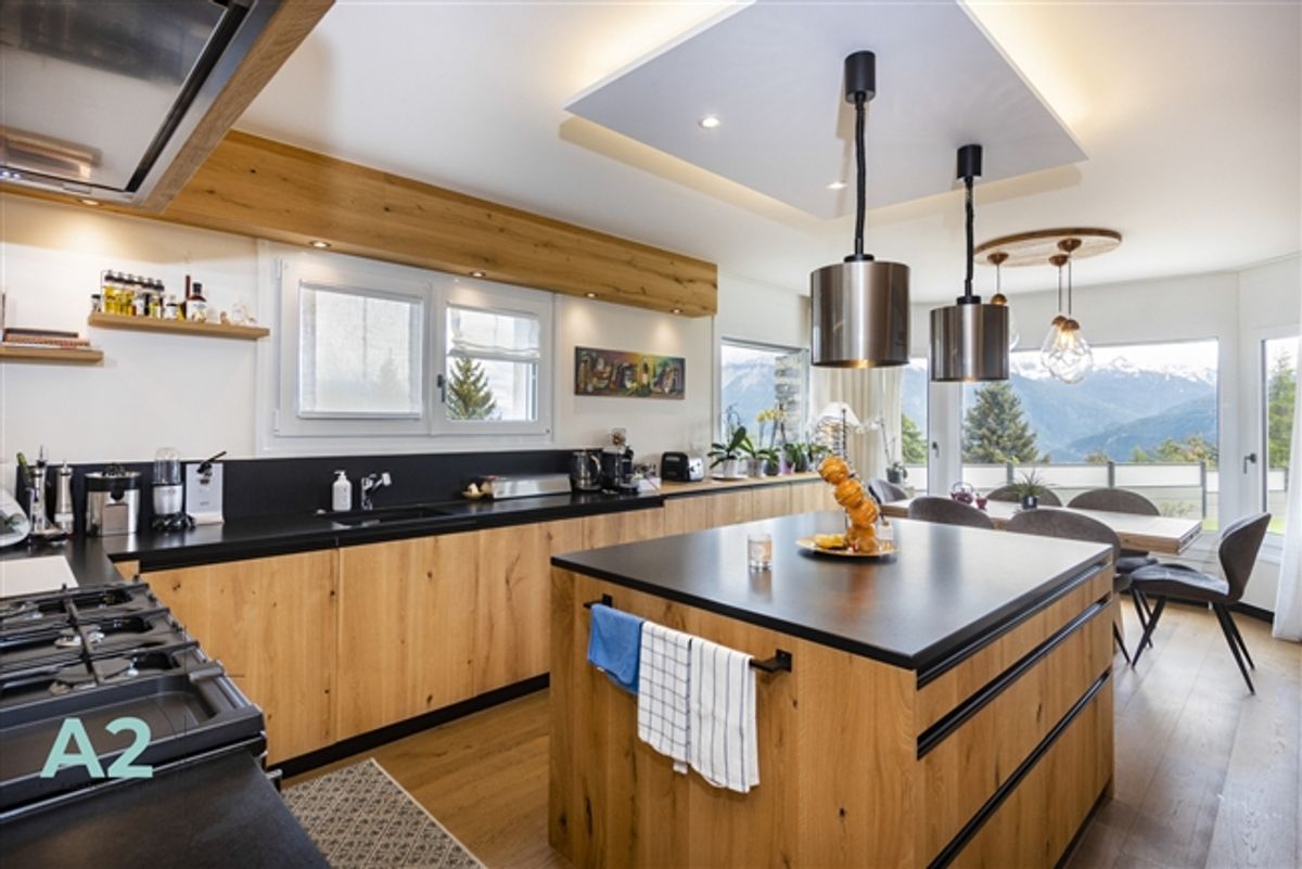 Luxuriöses Chalet mit 9 Zimmern, Aussenpool und Sauna - 7