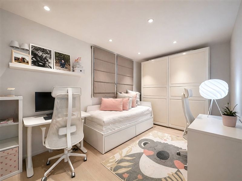 Luxuswohnung mit 165 m² im Erdgeschoss - 13