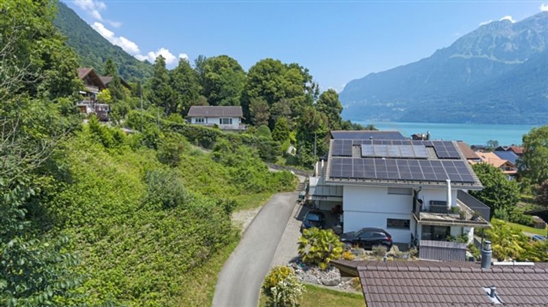 Traumhaus am Brienzersee mit 3.5-Zi-Wohnung, Lift und Panorama - 9